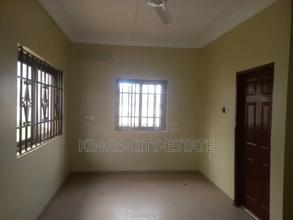 3bdrm Apartment in Ofankor, Achimota for rent