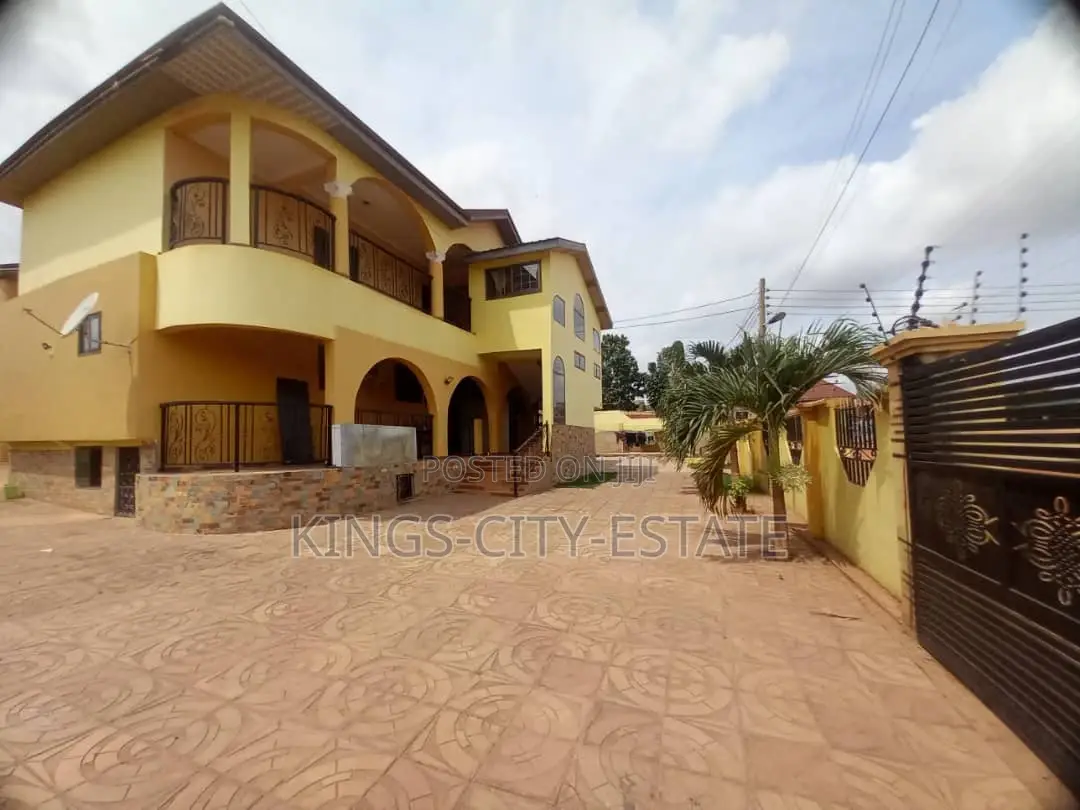 3bdrm Apartment in Ofankor, Achimota for rent