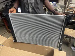 Hyundai Sonata Radiator Water Tank 2011 2012 2013 2014