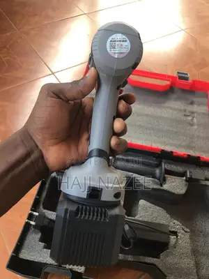 Chargeable Drilling Machine