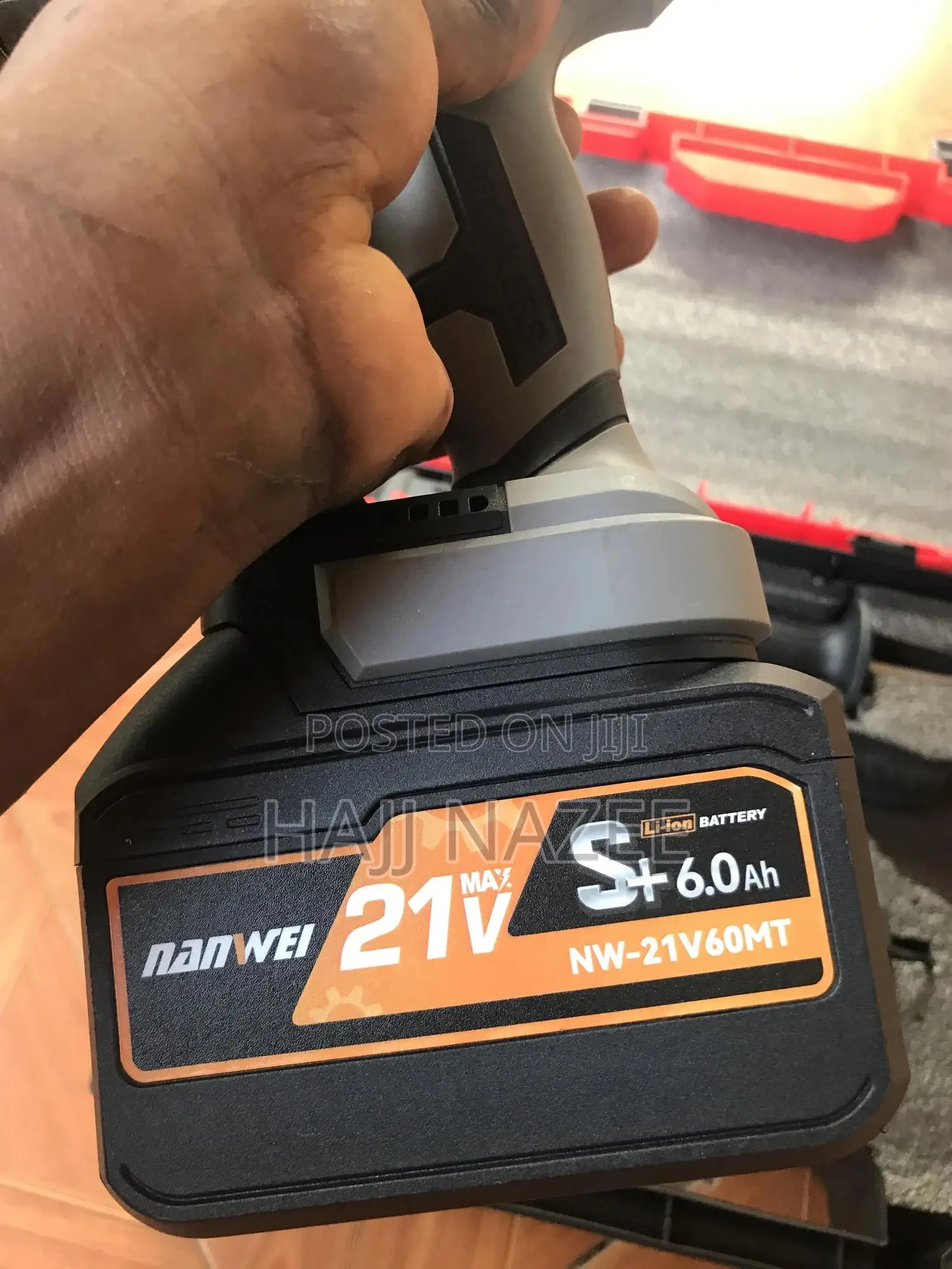 Chargeable Drilling Machine