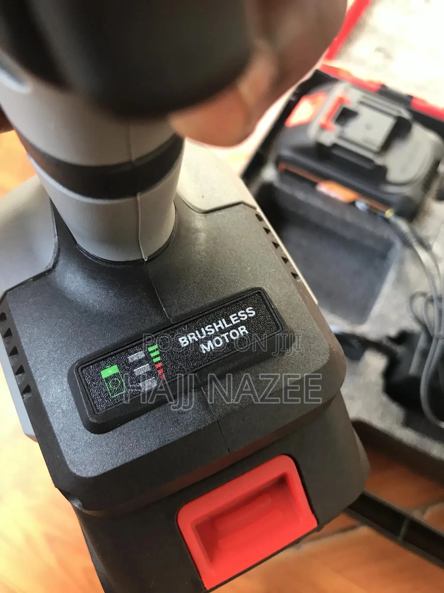 Chargeable Drilling Machine
