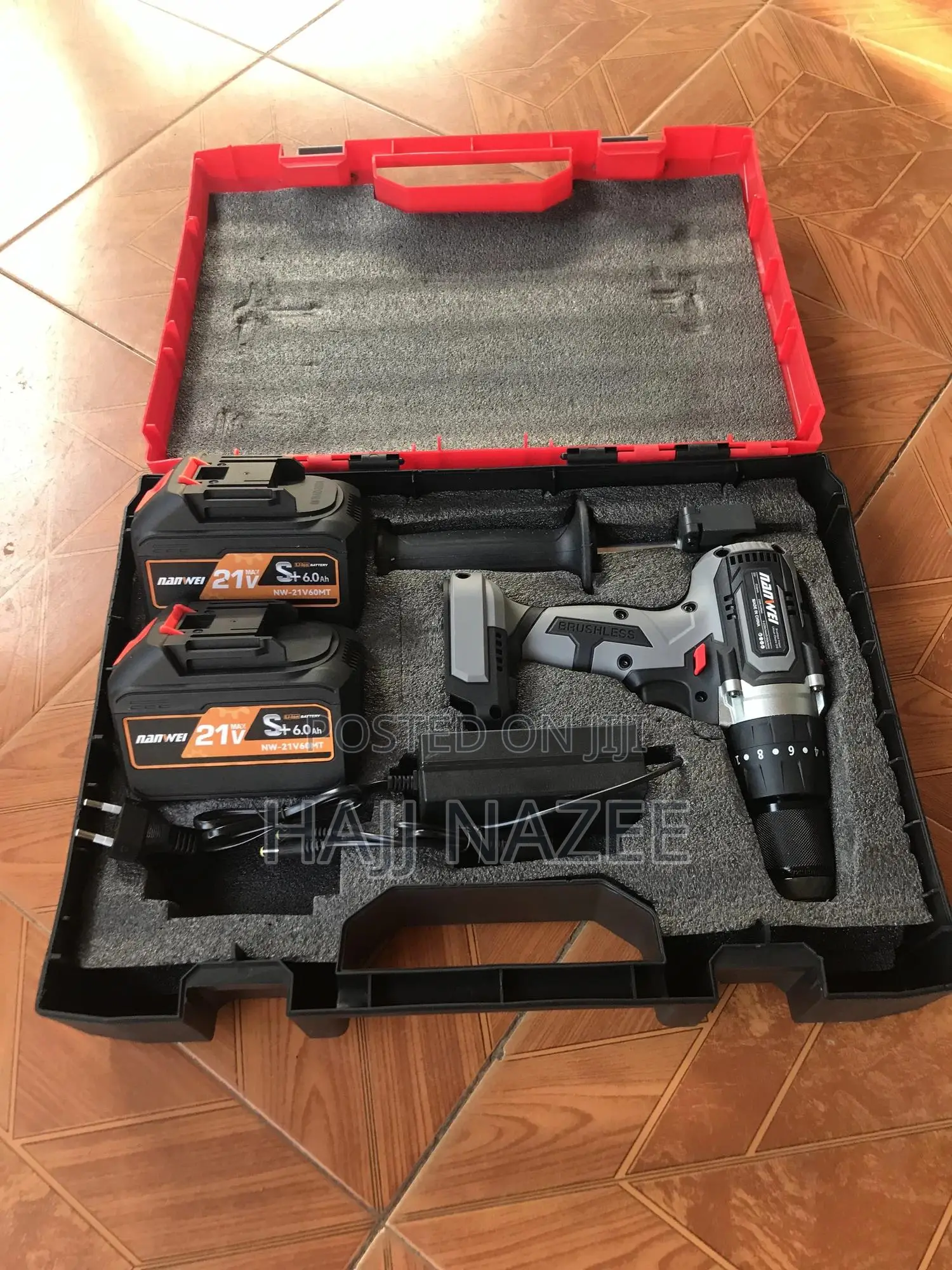 Chargeable Drilling Machine