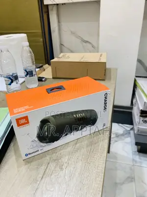 Reliable JBL Charge 5 Portable Bluetooth Speaker(Green)40W