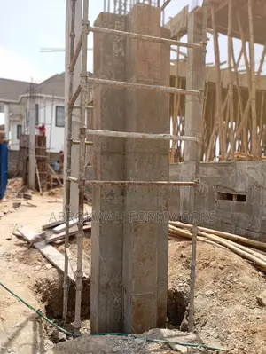 Columm/Pillars/Adjustable Mold/Accra/Rent/Construction