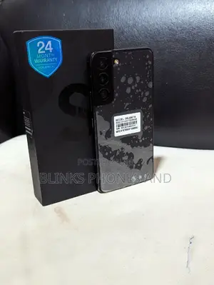 New Samsung Galaxy S22 5G 256 GB Black