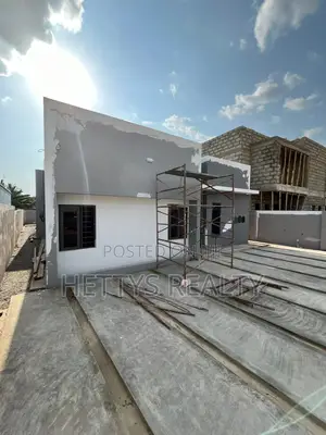 3bdrm House in Pokuase for sale
