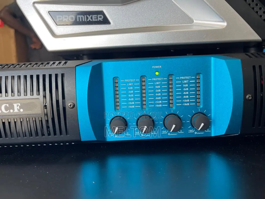 RCF R-8000 4channels Power Amplifier