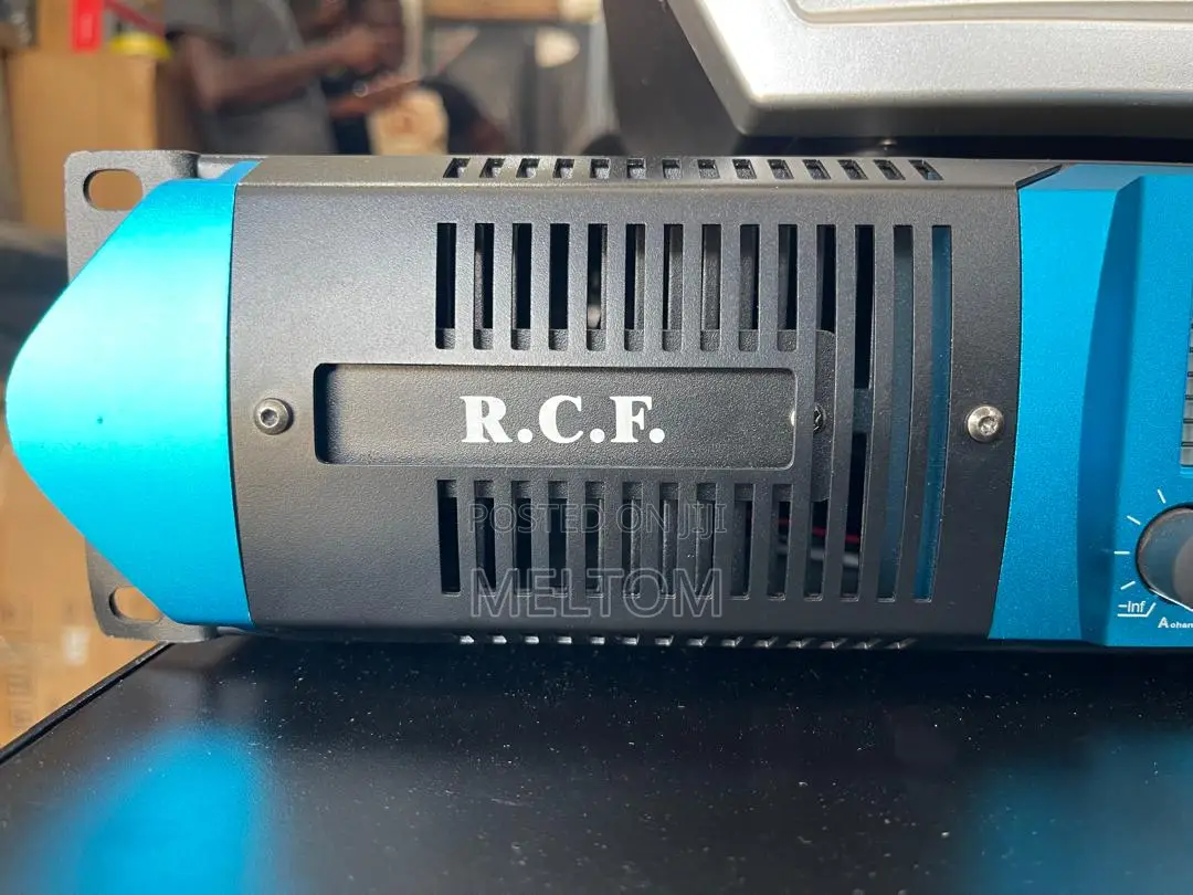 RCF R-8000 4channels Power Amplifier