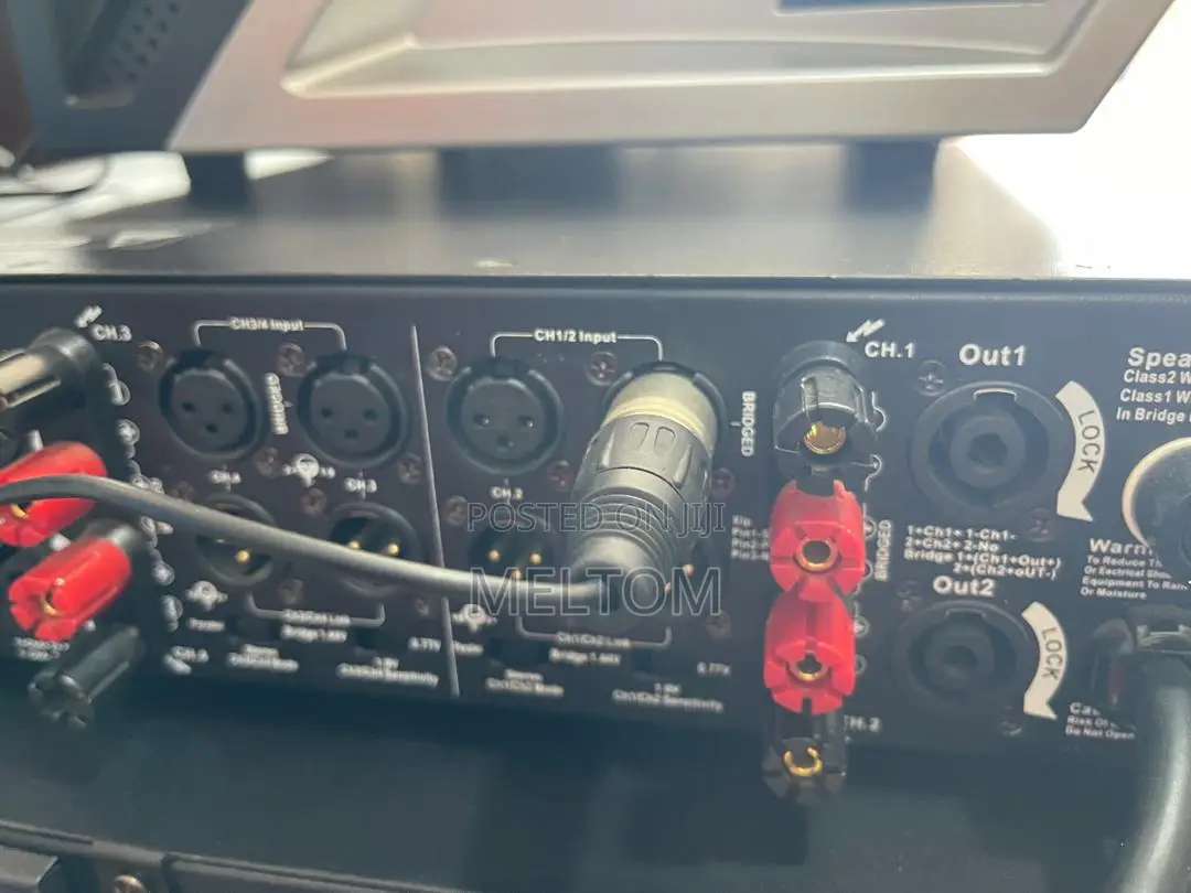 RCF R-8000 4channels Power Amplifier