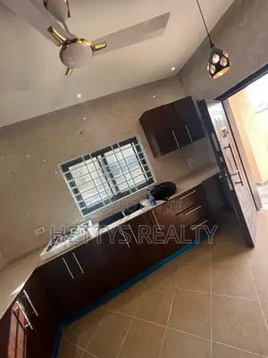 3bdrm House in Ablekuma for sale