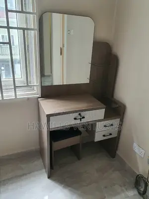 Dressing Mirror Set
