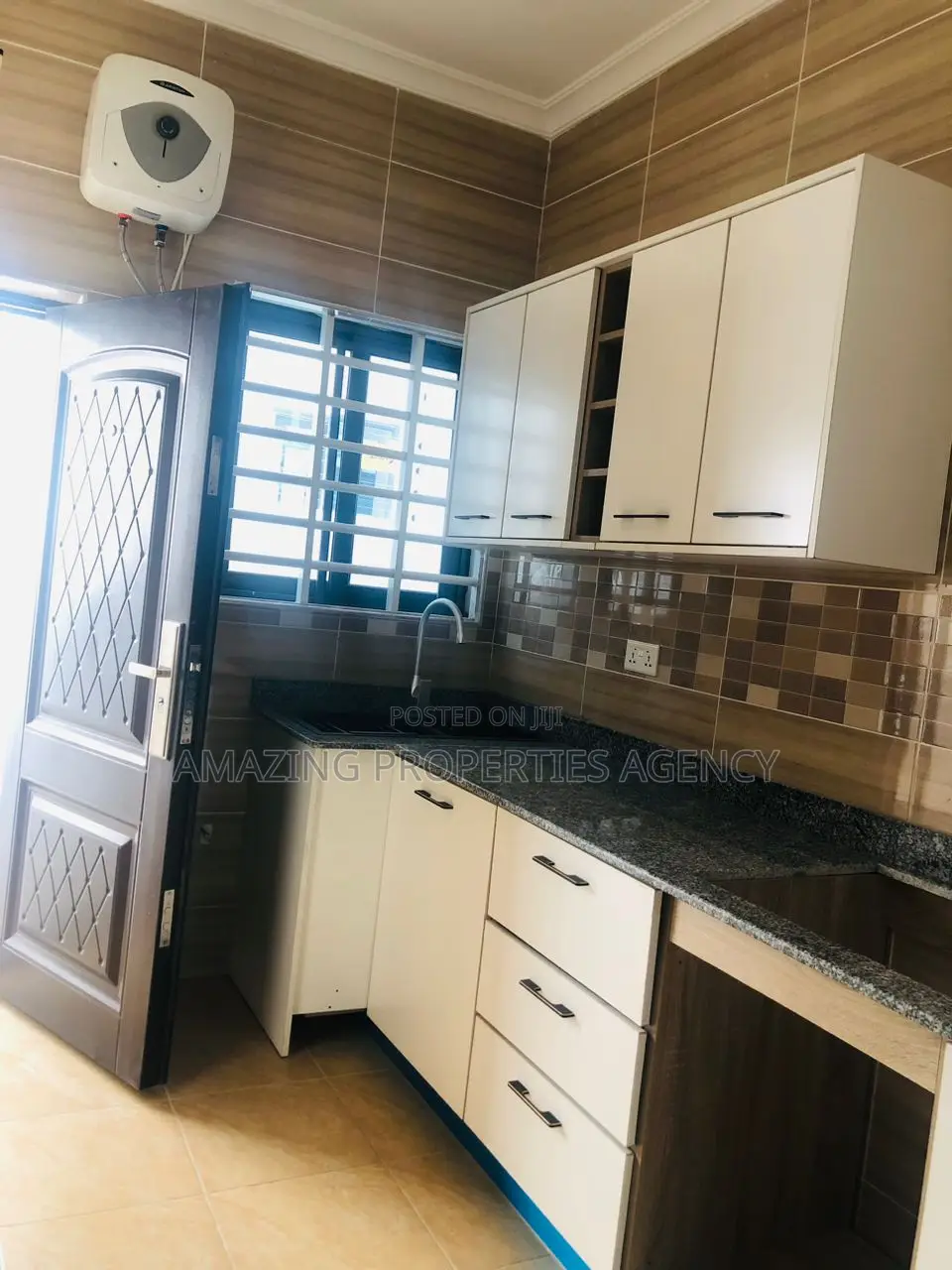 3bdrm House in Spintex for rent