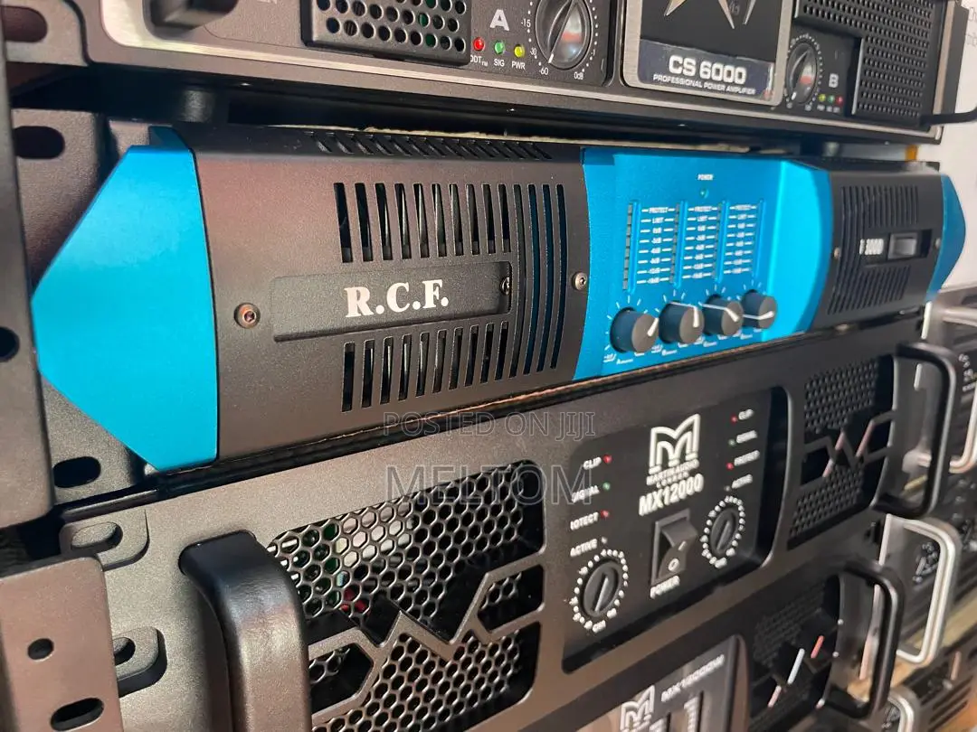 RCF R-8000 4channels Power Amplifier