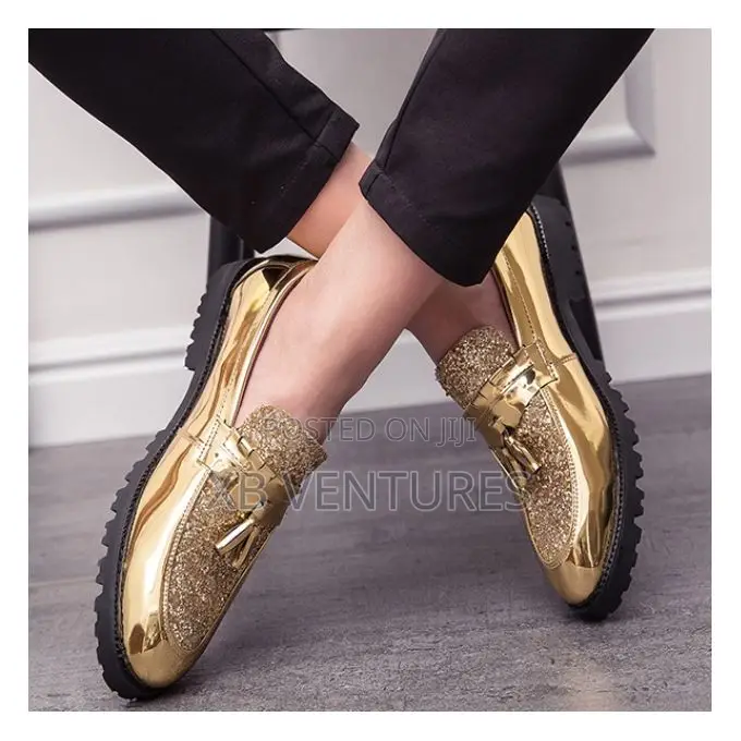 Classic Formal Golden Shoe