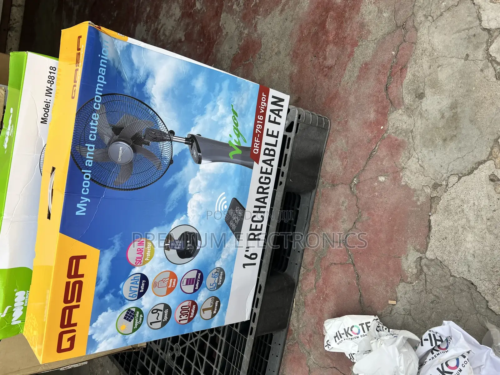 16" Rechargeable Stand Fan | Qasa, Usd, Dc And Ac Powered