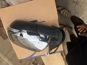 Mitsubishi L200 Complete Mirror With Light