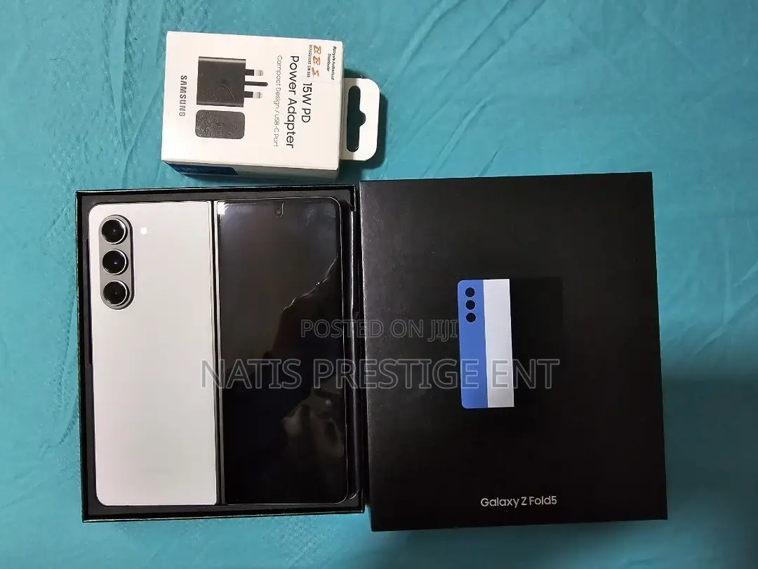 New Samsung Galaxy Z Fold 5 512 GB White