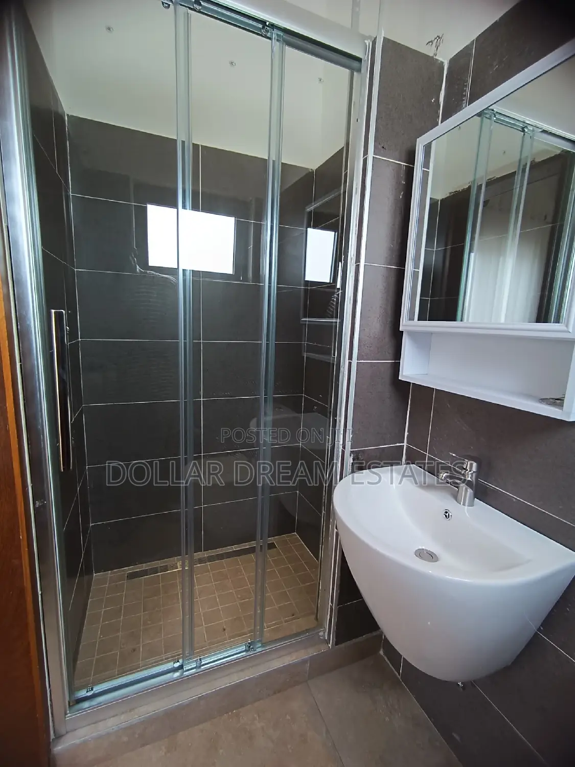 4bdrm House in Oyarifa for rent