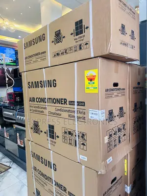 Sleek Design White Samsung Air Conditioner 2.5hp