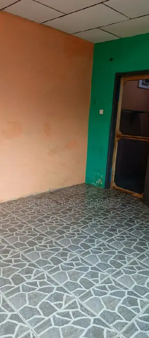1bdrm Apartment in Dorns, New Town for rent