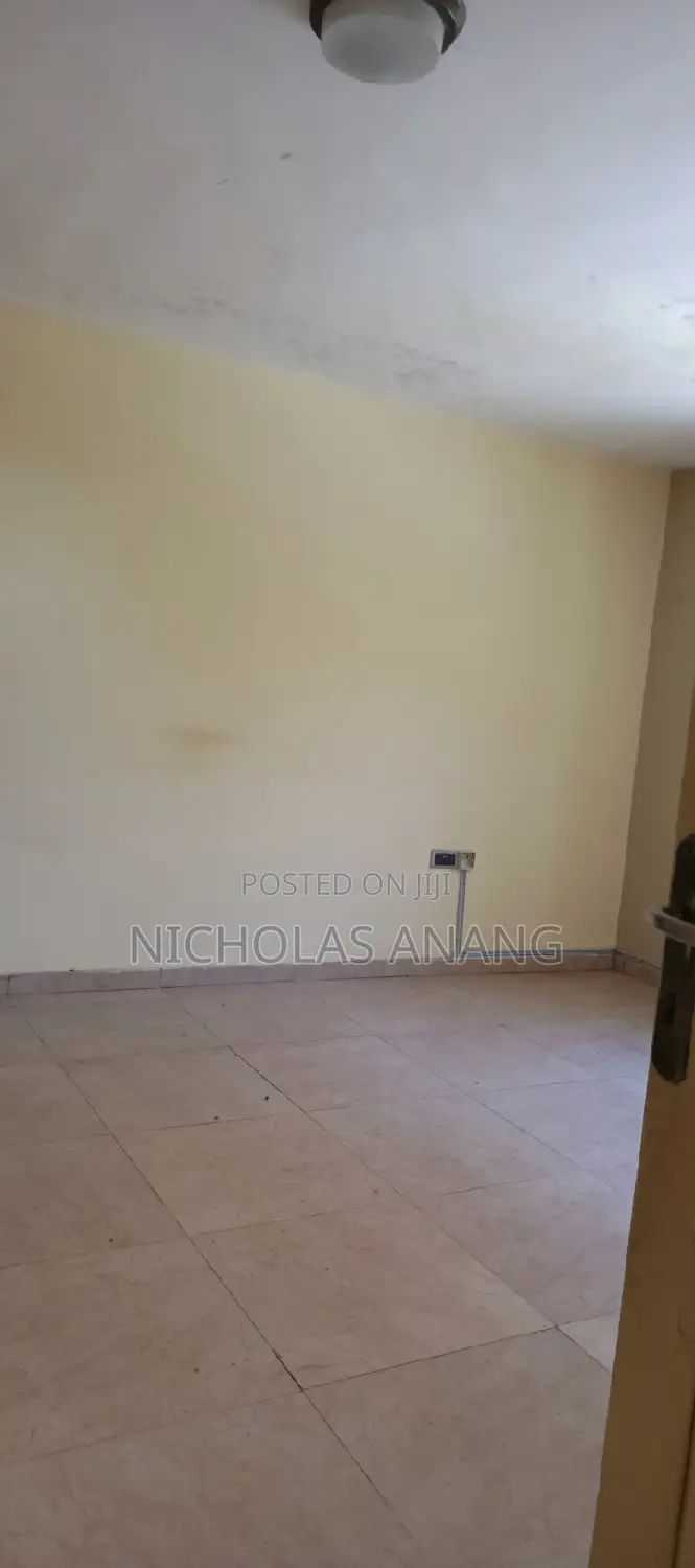 1bdrm Apartment in Dorns Properties, New Town for rent