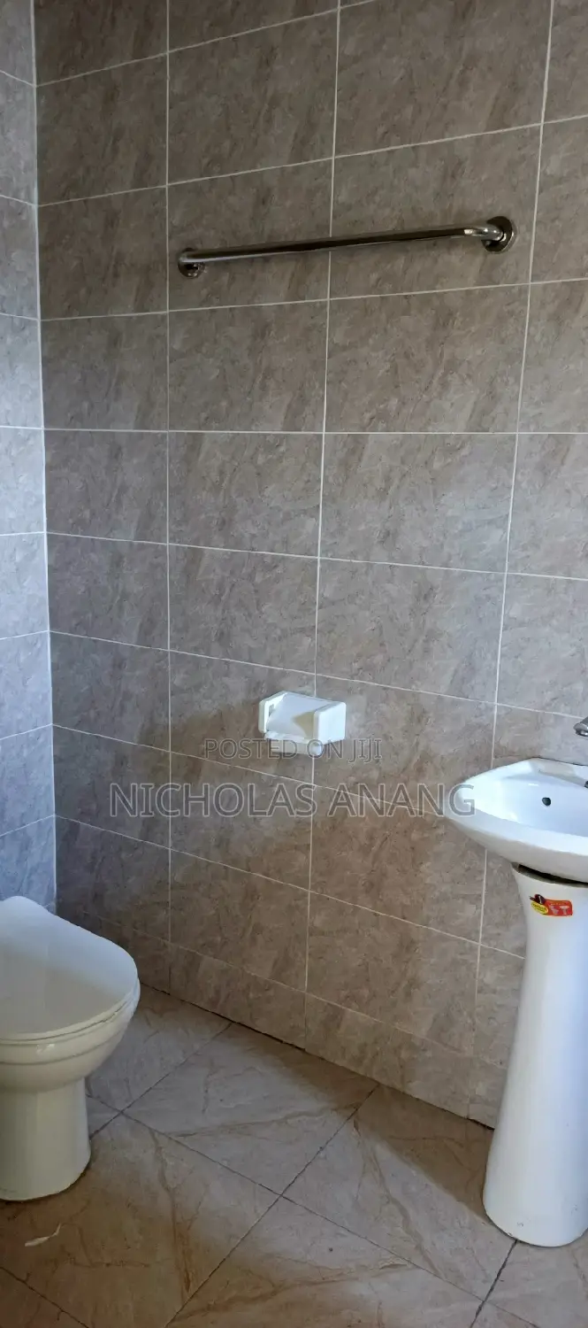 1bdrm Apartment in Dorns Properties, New Town for rent