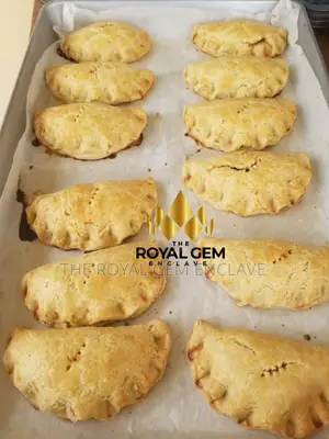 Meat Pie Rock Buns
