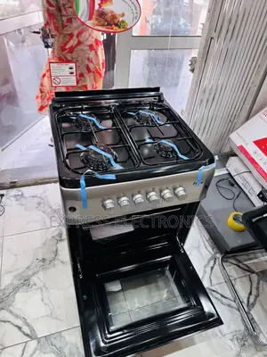Free Standing Ferre Sliver Oven 4burner 60/60
