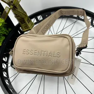 Essential Crossbody Bag