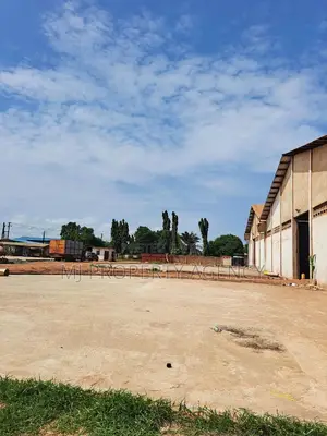 700 SQM Warehouse at Tema