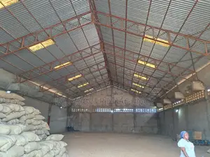 700 SQM Warehouse at Tema