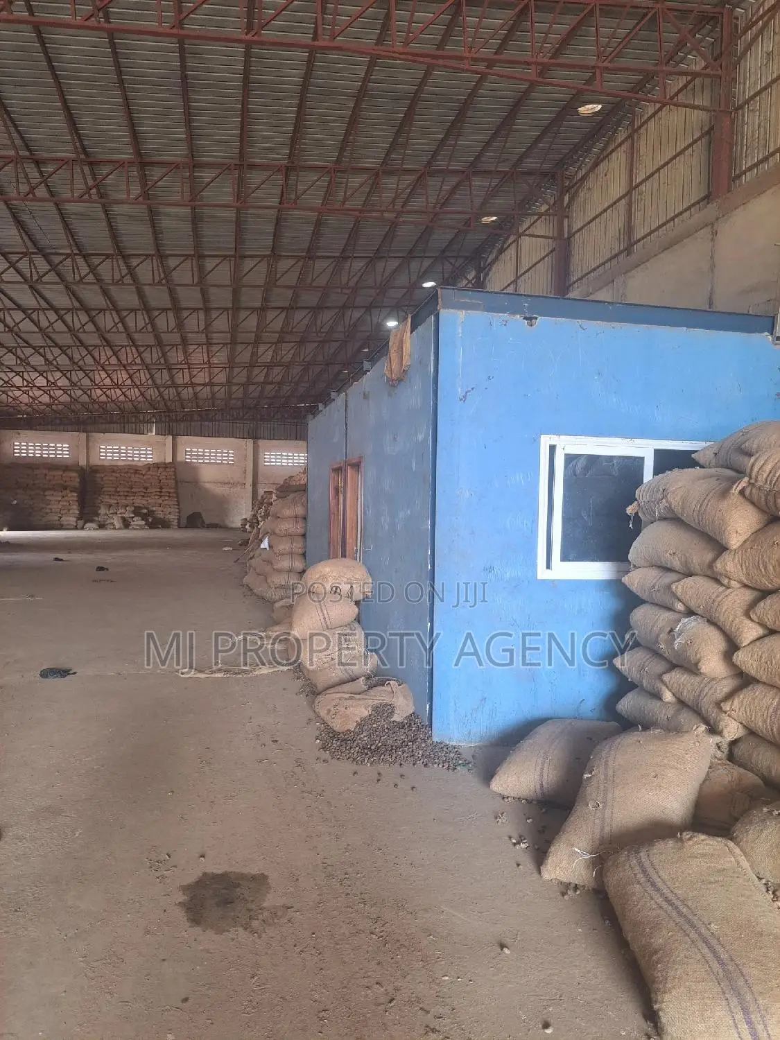 3200 SQM Warehouse With 7000sqm Open Space