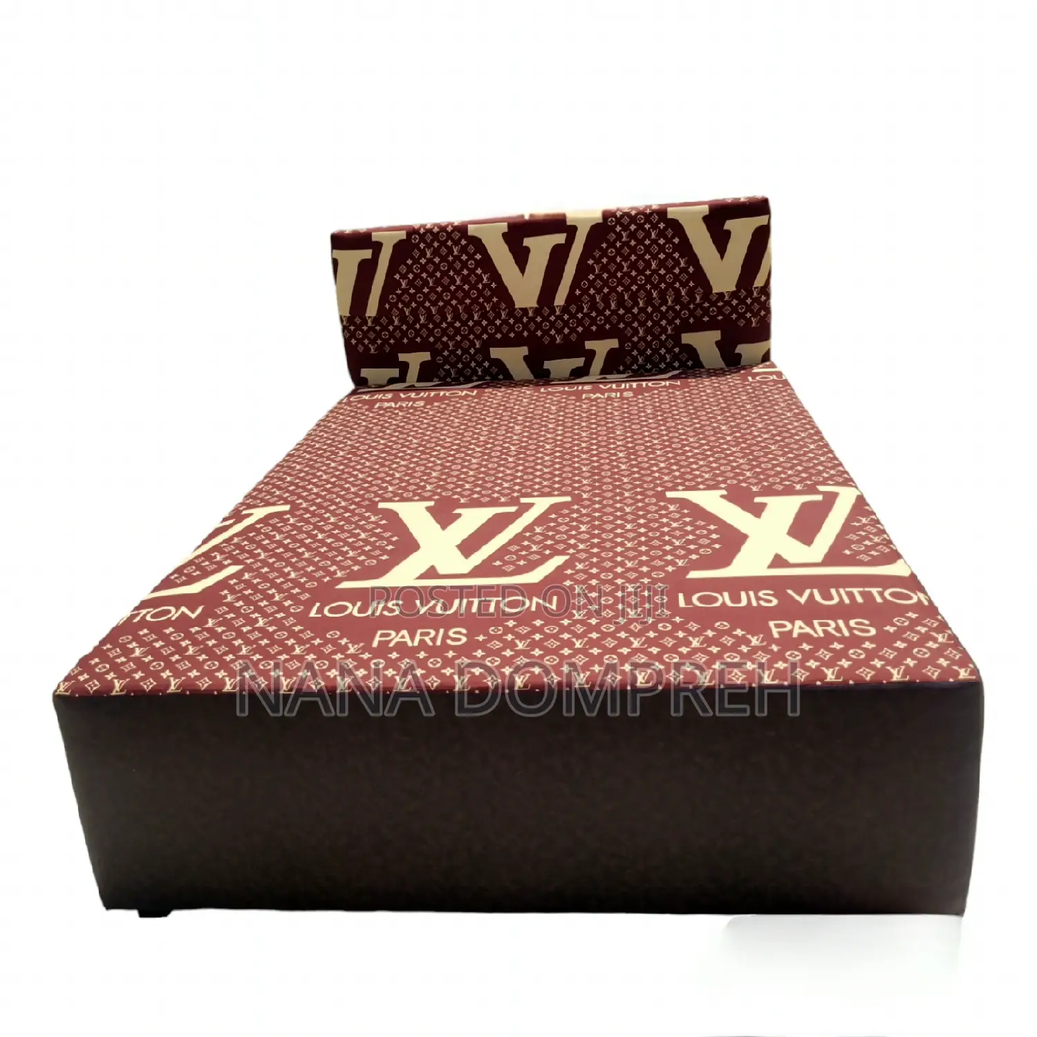Inbuilt Double Bed