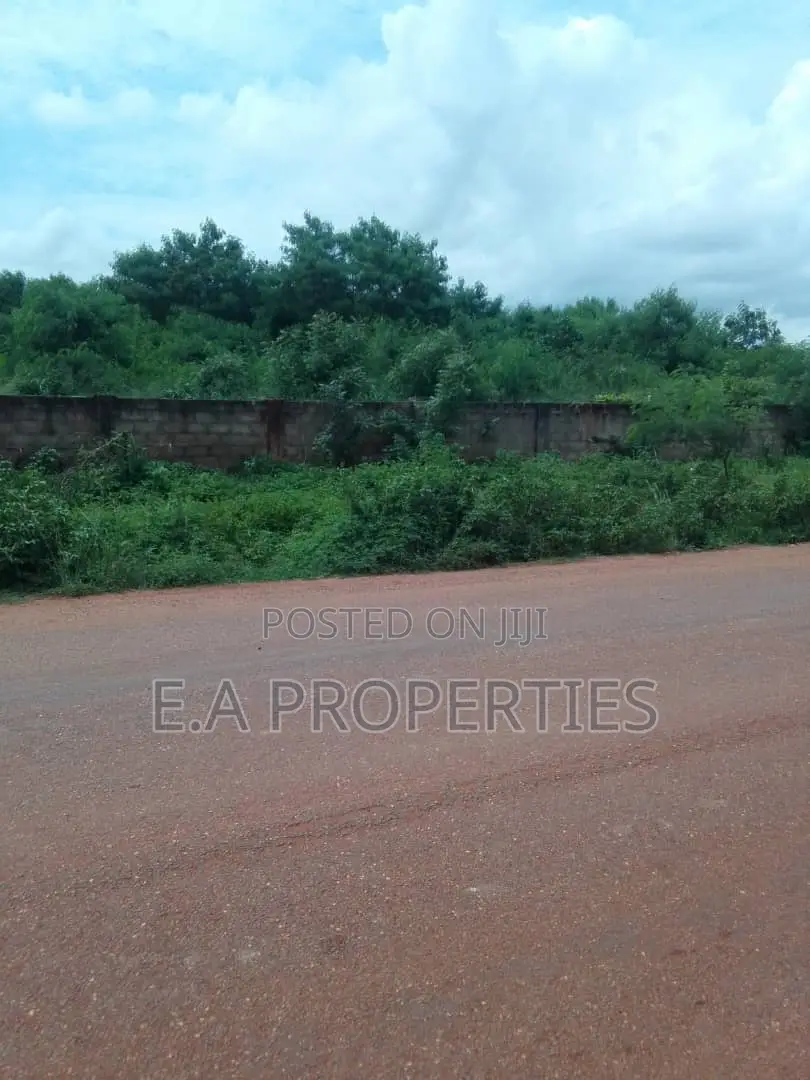 Land for Sale at Lakeside