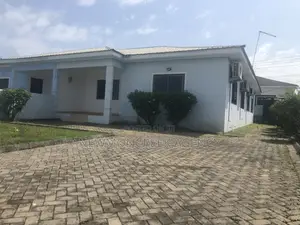 3bdrm Bungalow in Devtraco Estatesc25, Accra Metropolitan for sale