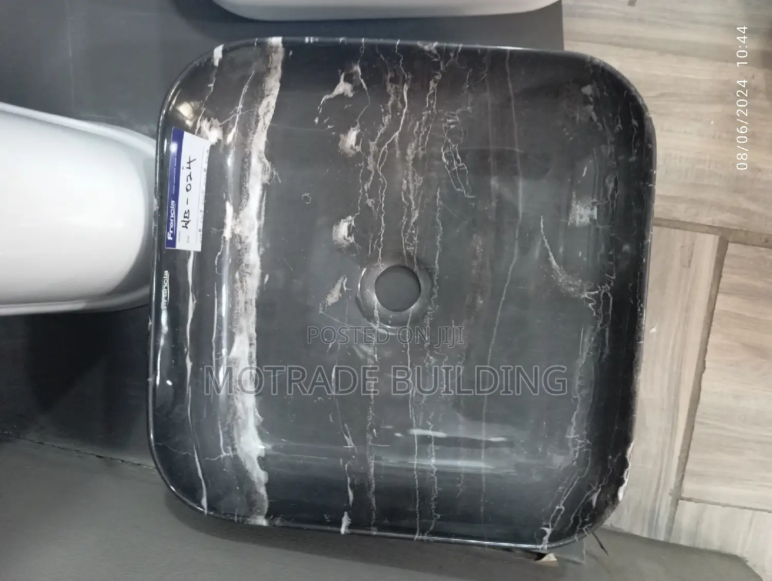Marble-Like Counter Top Basin