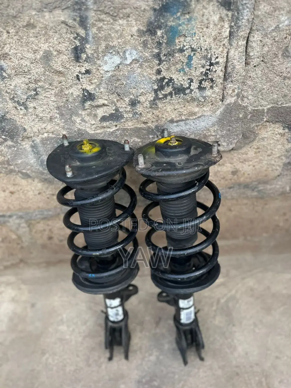 Hyundai Santa Fe 2012 Front Shock Absorber
