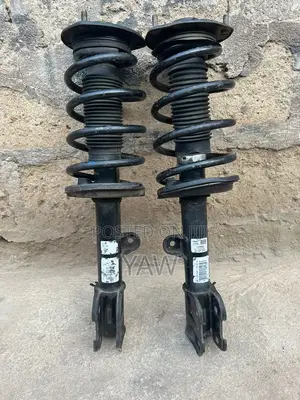 Hyundai Santa Fe 2012 Front Shock Absorber
