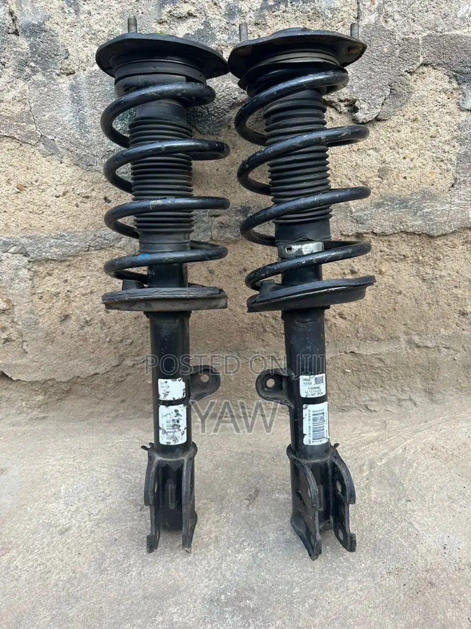 Hyundai Santa Fe 2012 Front Shock Absorber