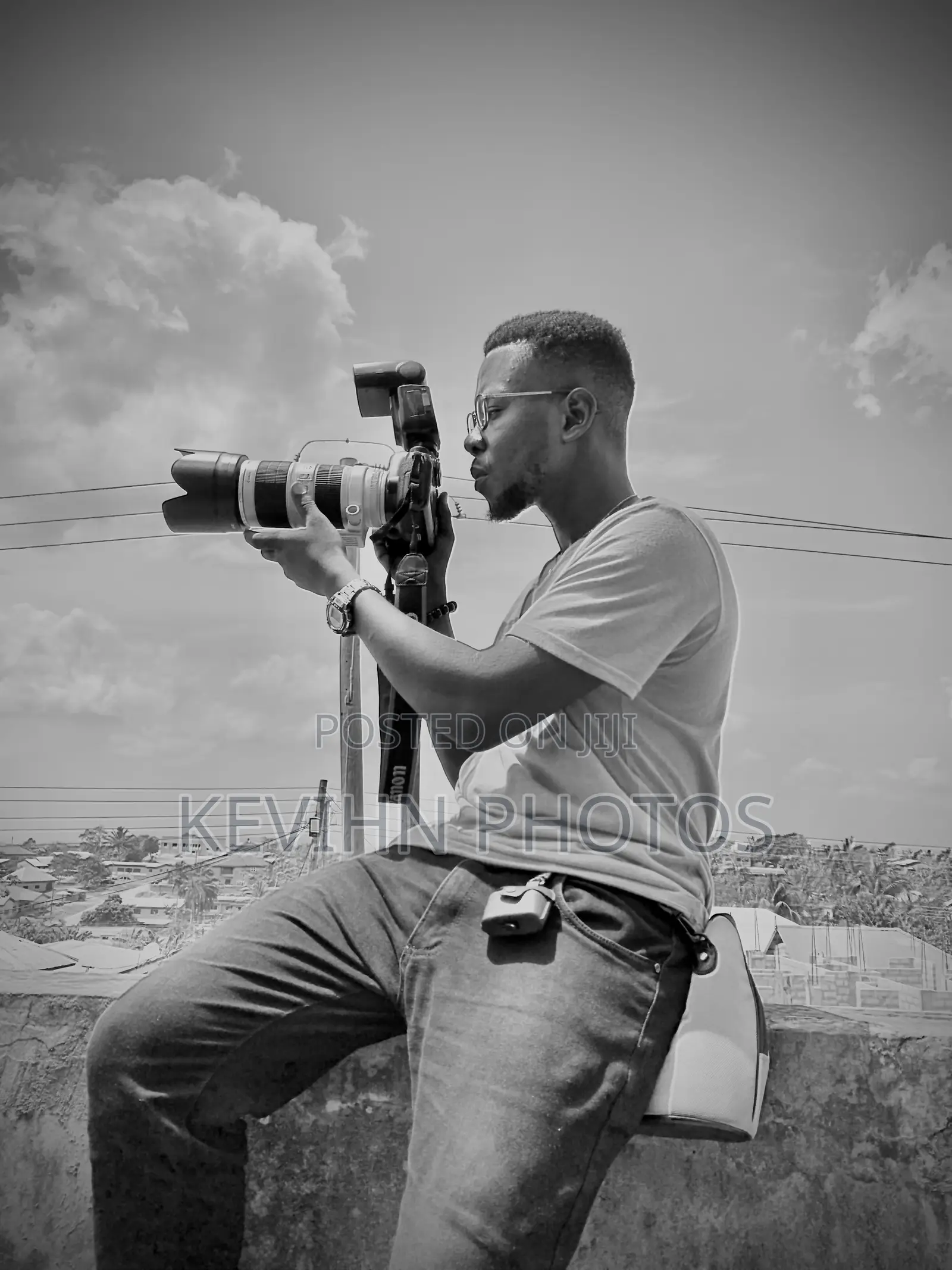 Am a Professional Photographer and Videographer
