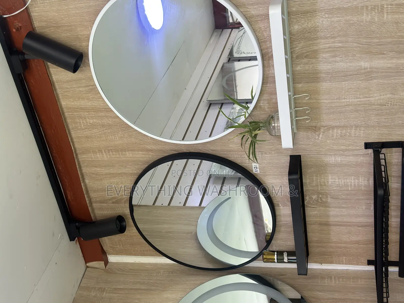 Round Mirror Shelf_black White Mirrors With Shelf