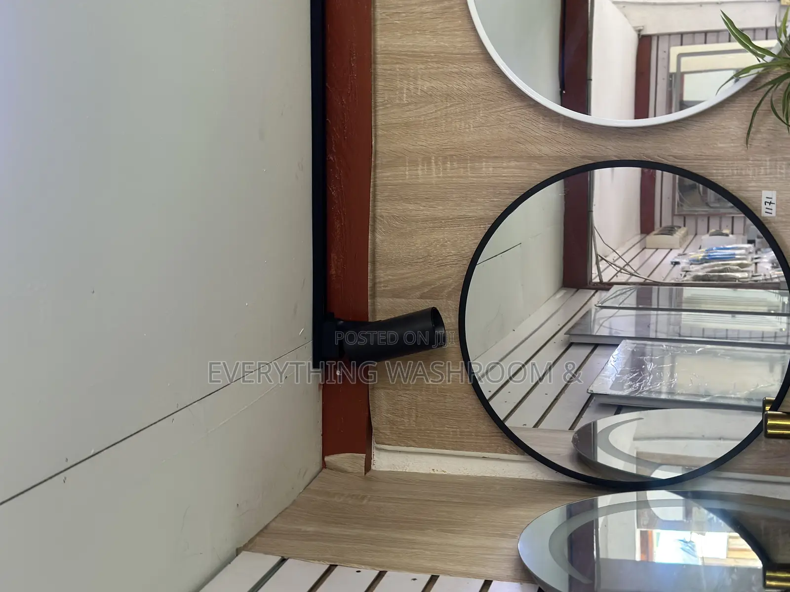 Round Mirror Shelf_black White Mirrors With Shelf