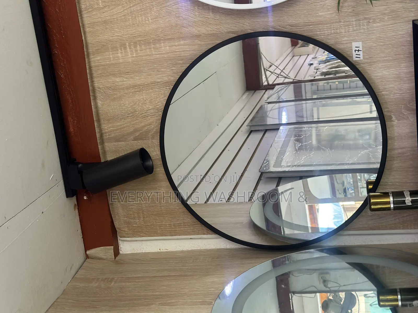 Round Mirror Shelf_black White Mirrors With Shelf