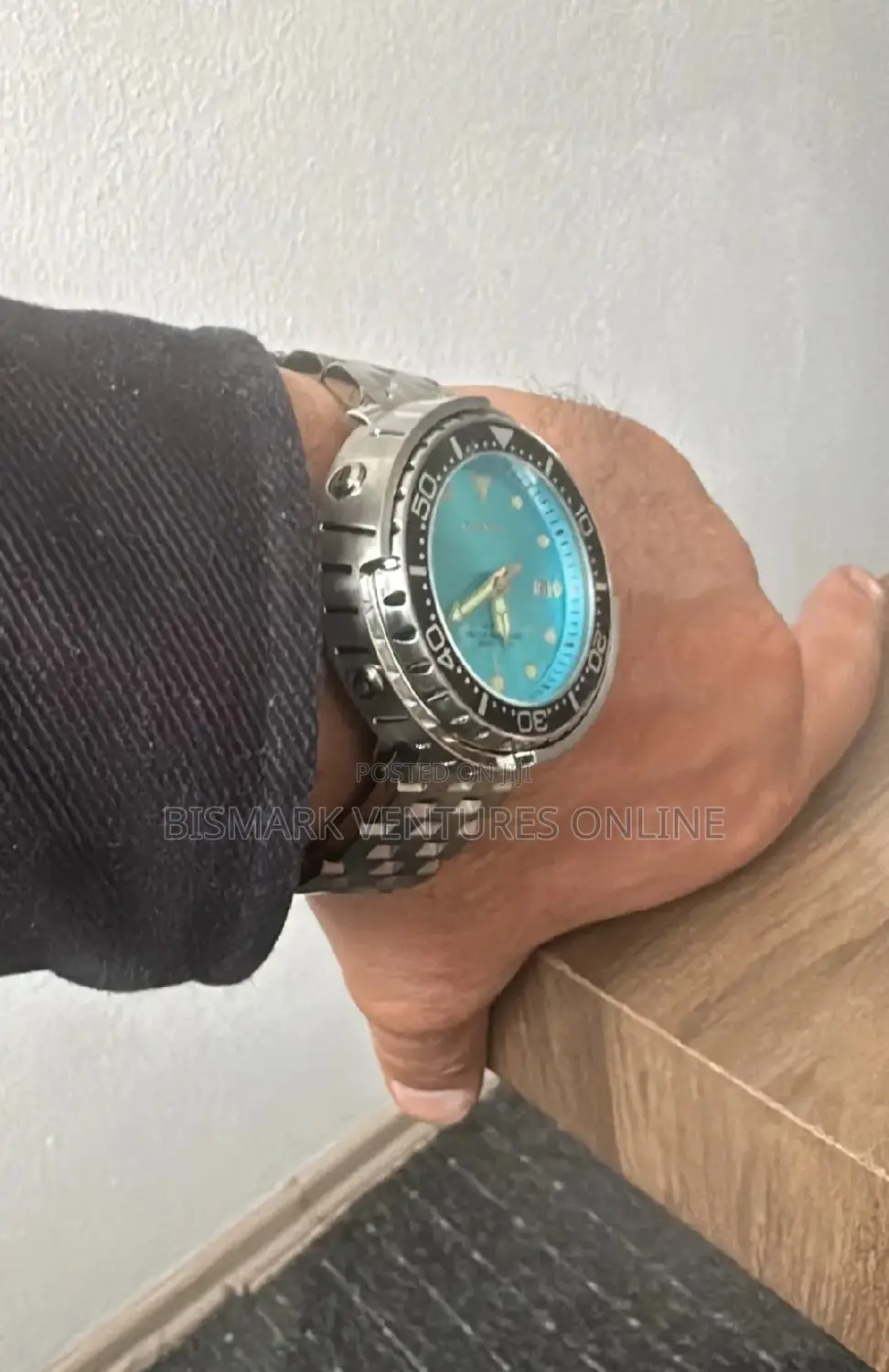 Foxbox Quarzt Stainless Steel Wristwatch 50M Waterproof