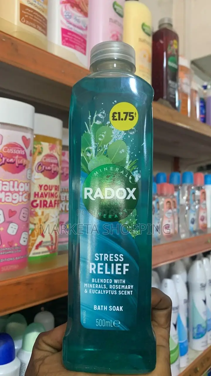 Radox Stress Relief Bath Soak 500ml