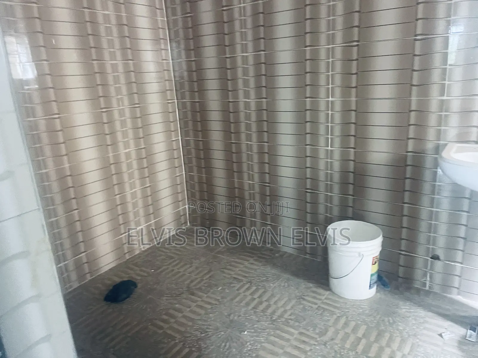4bdrm Duplex in Botwe School for sale