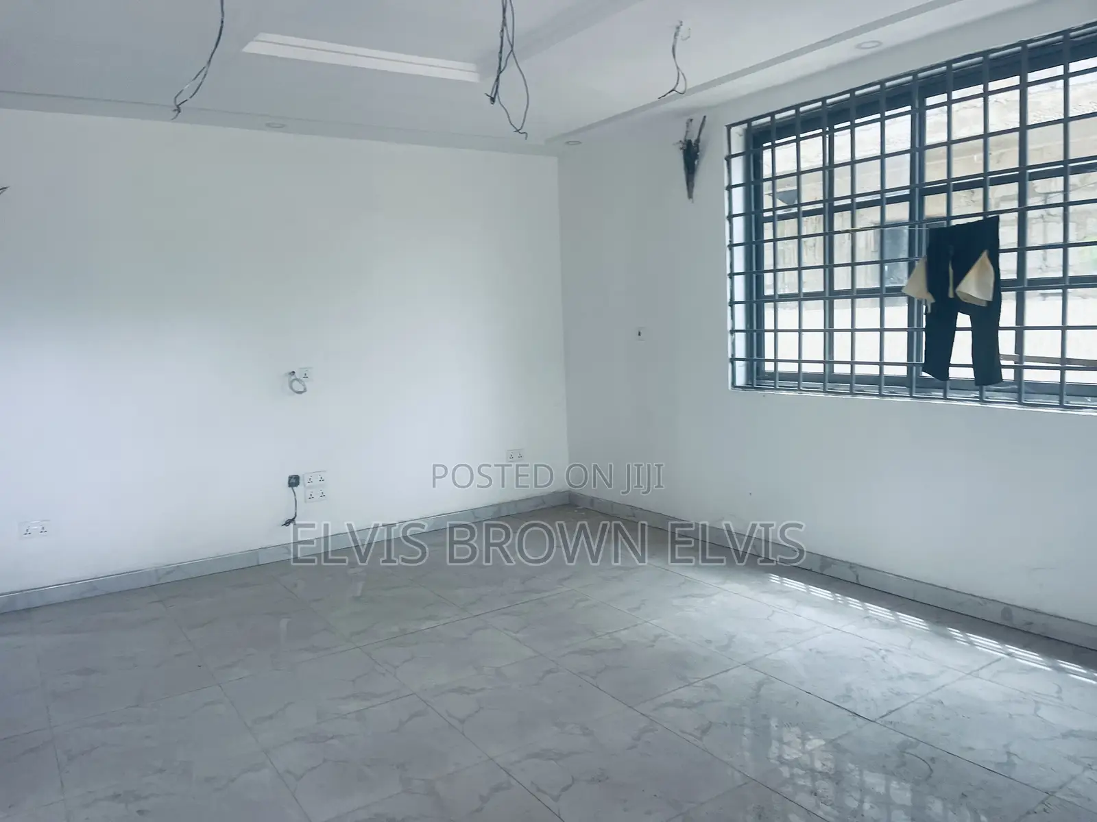 4bdrm Duplex in Botwe School for sale