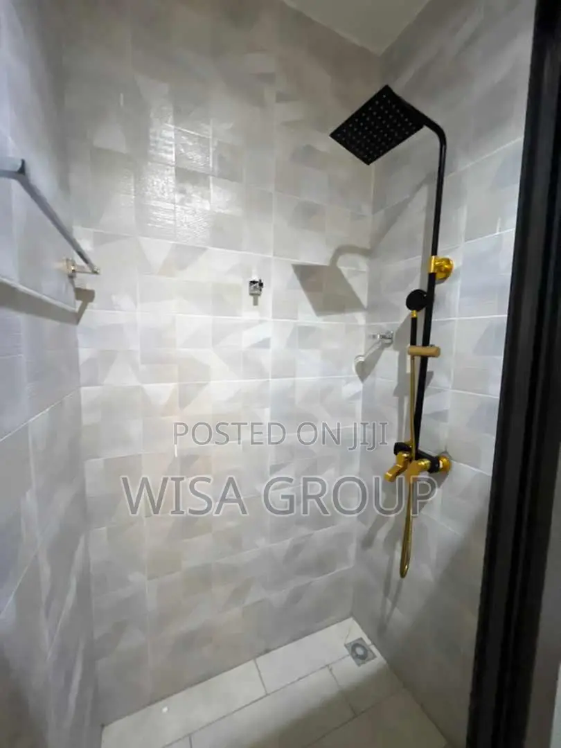 3bdrm Duplex in Wisa Groups, Accra Metropolitan for sale