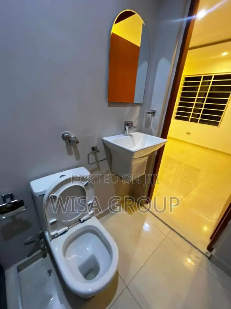 3bdrm Duplex in Wisa Groups, Accra Metropolitan for sale